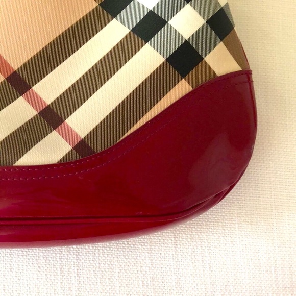 BURBERRY BROOKE NOVA CHECK PATENT LEATHER CANVAS HOBO SHOULDER BAG - Picture 4 of 15